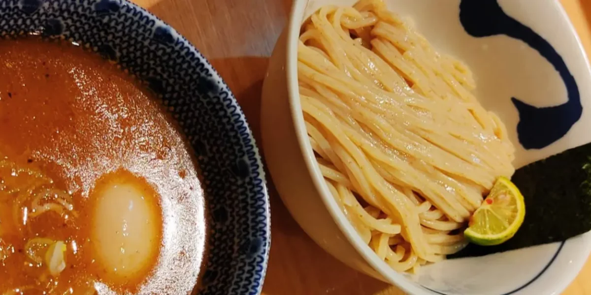 Tsukemen il Ramen scomposto di tsujita a Ginza Tokyo